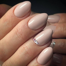 Александра Печеркина, мастер ногтевого сервиса